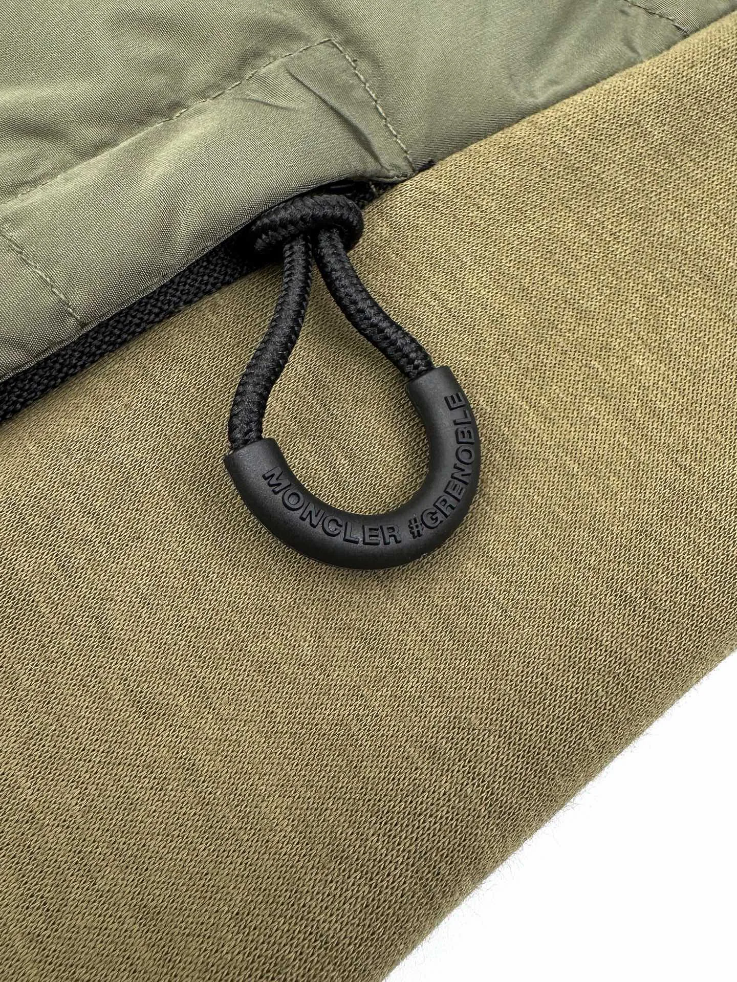 Куртки И Пуховики Женские Moncler 493374