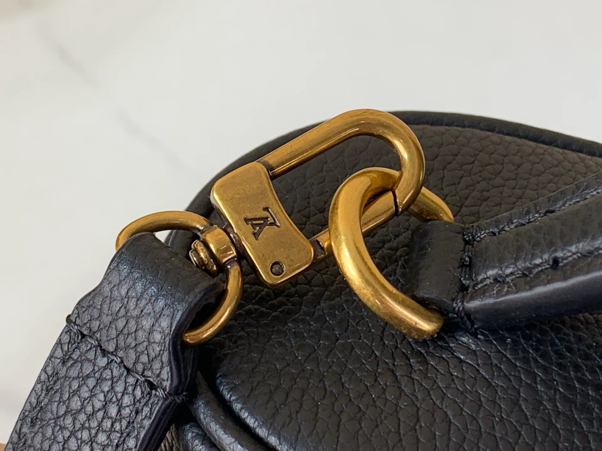 Классические Сумки Женские Celine 11934136