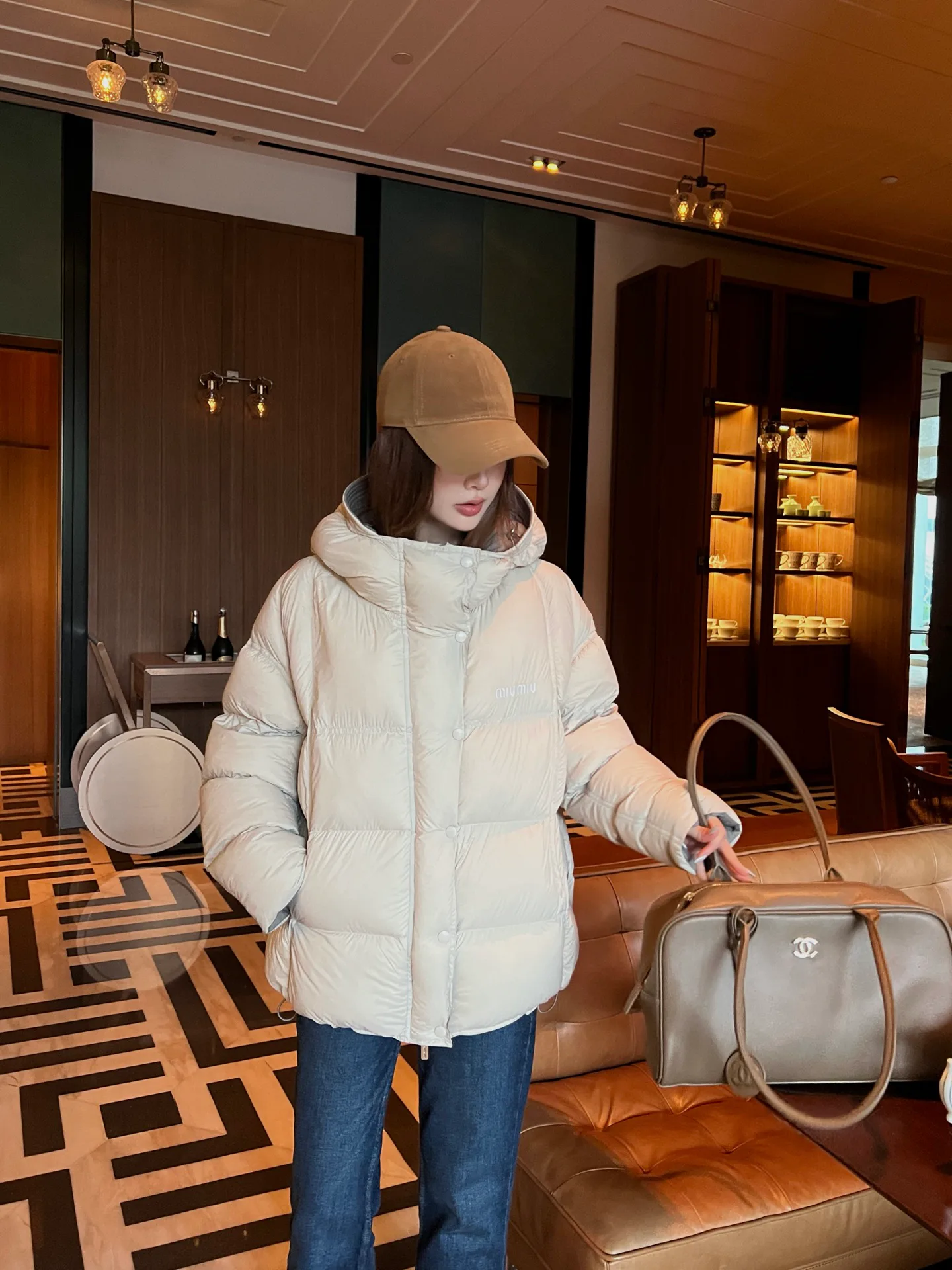 Куртки И Пуховики Женские Miu Miu 18710738
