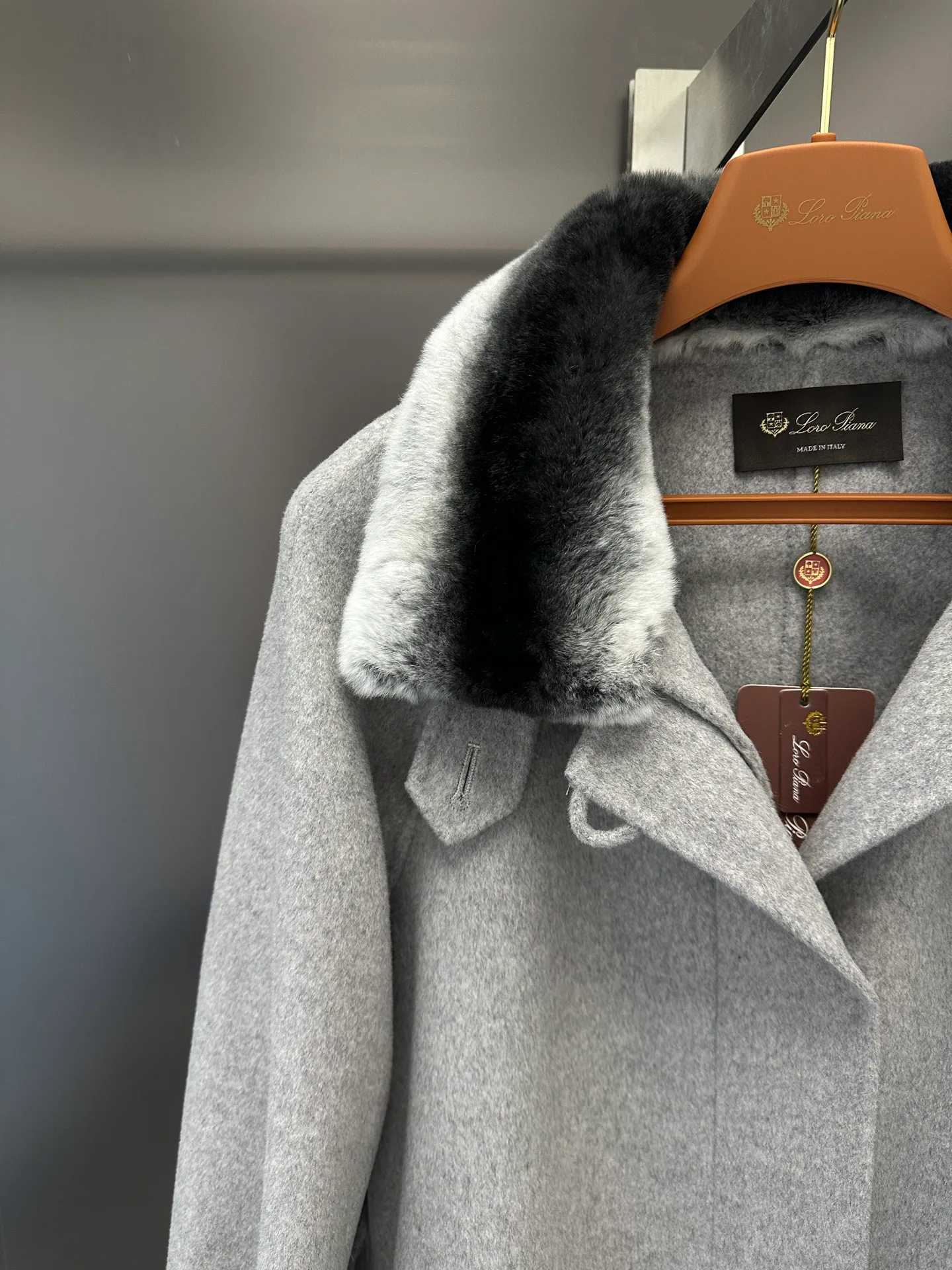 Пальто Женские Loro Piana 18364458