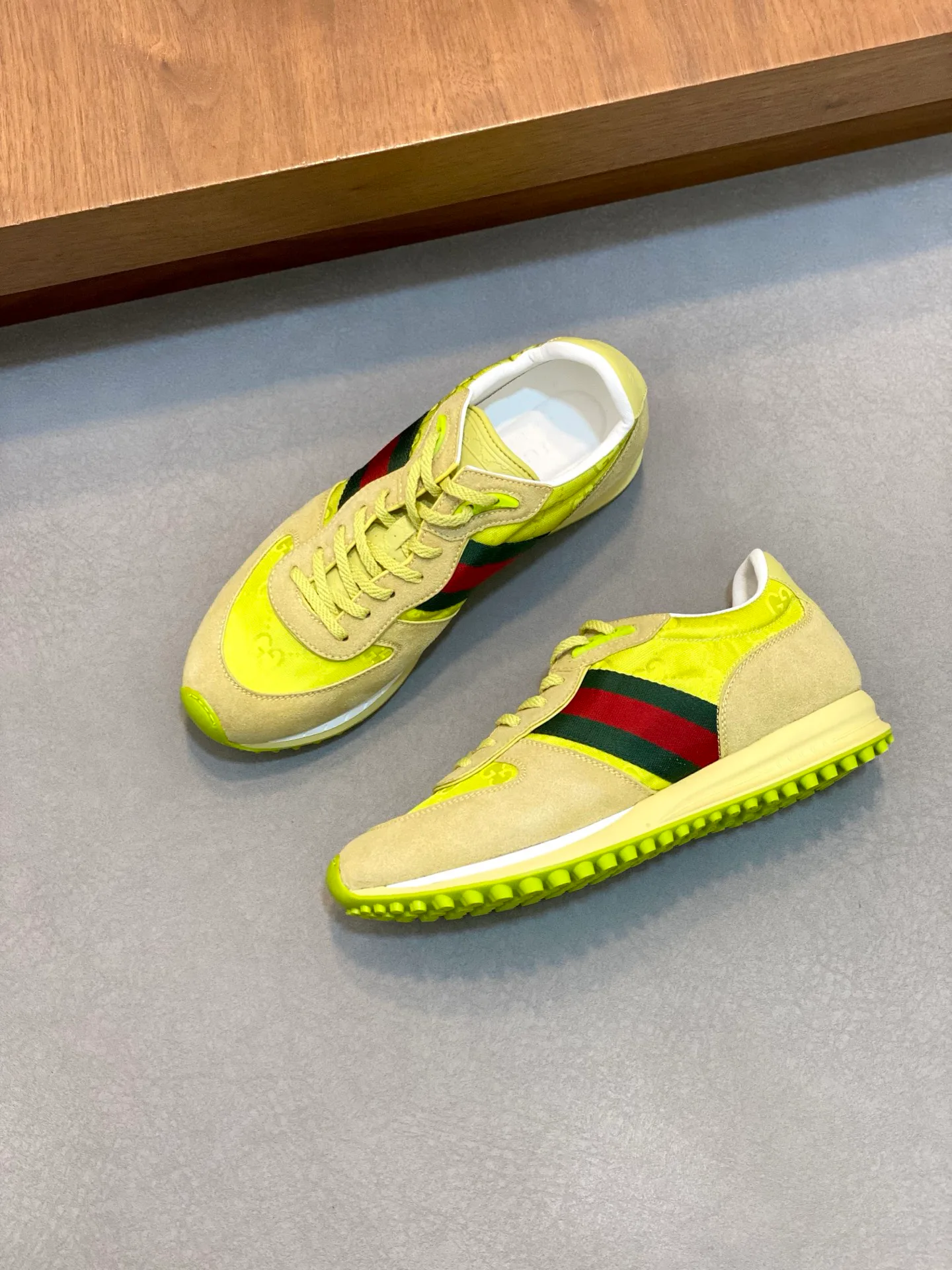 Кроссовки Мужские Gucci 13182408