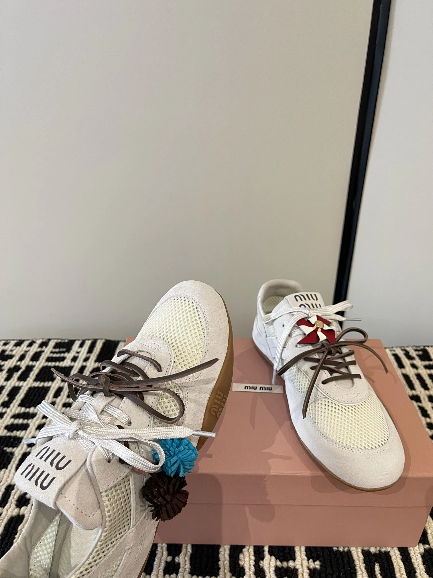 Кроссовки Женские Miu Miu 10991296