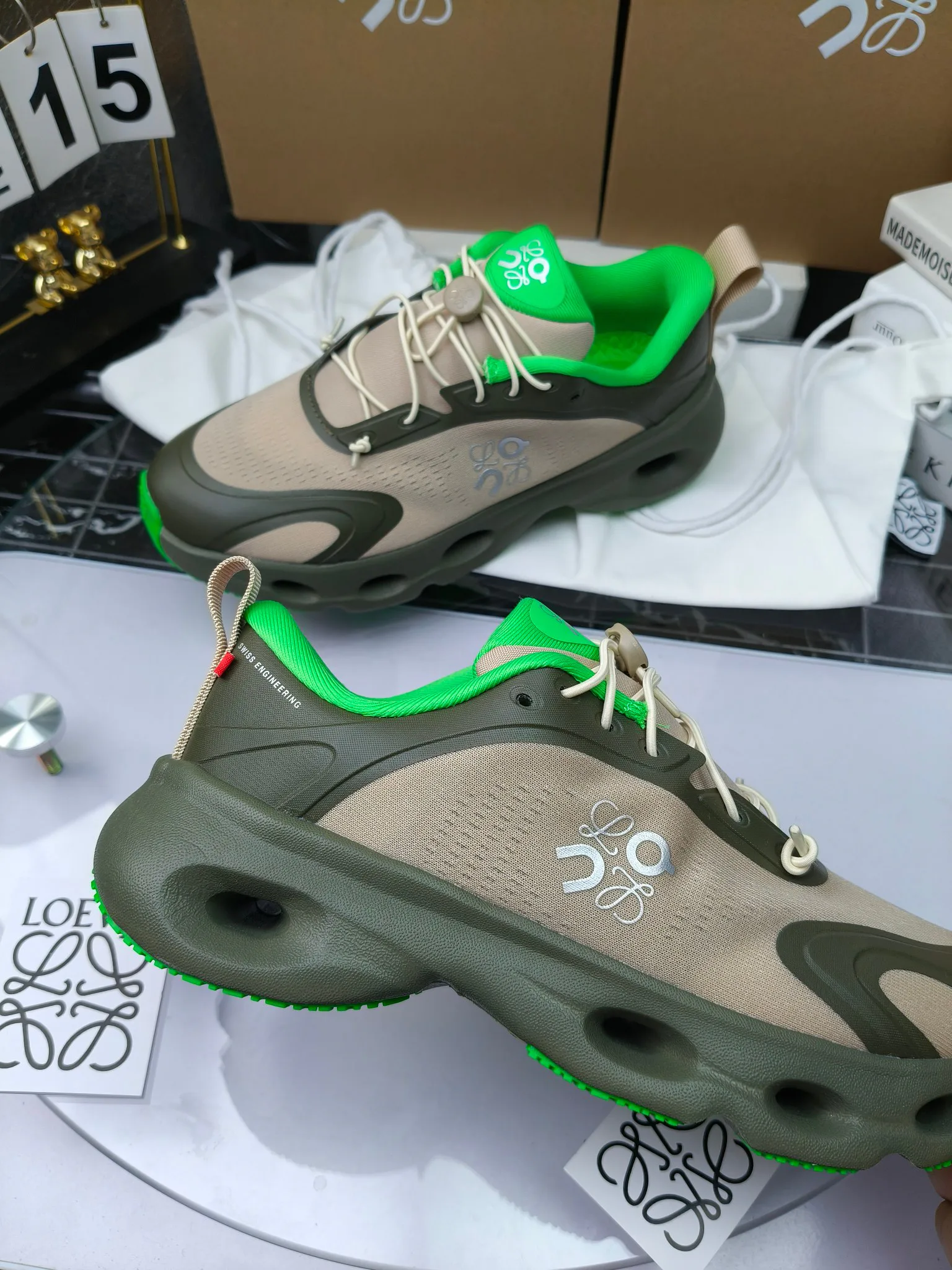 Кроссовки Женские Loewe 1829488