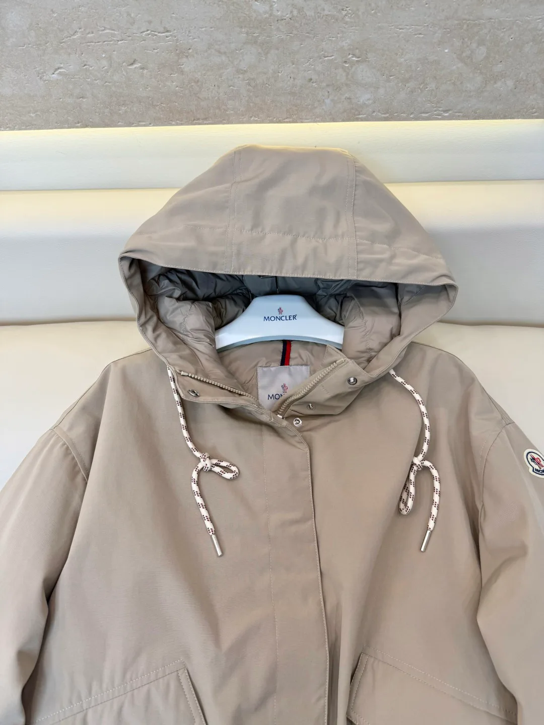 Куртки И Пуховики Женские Moncler 18769672