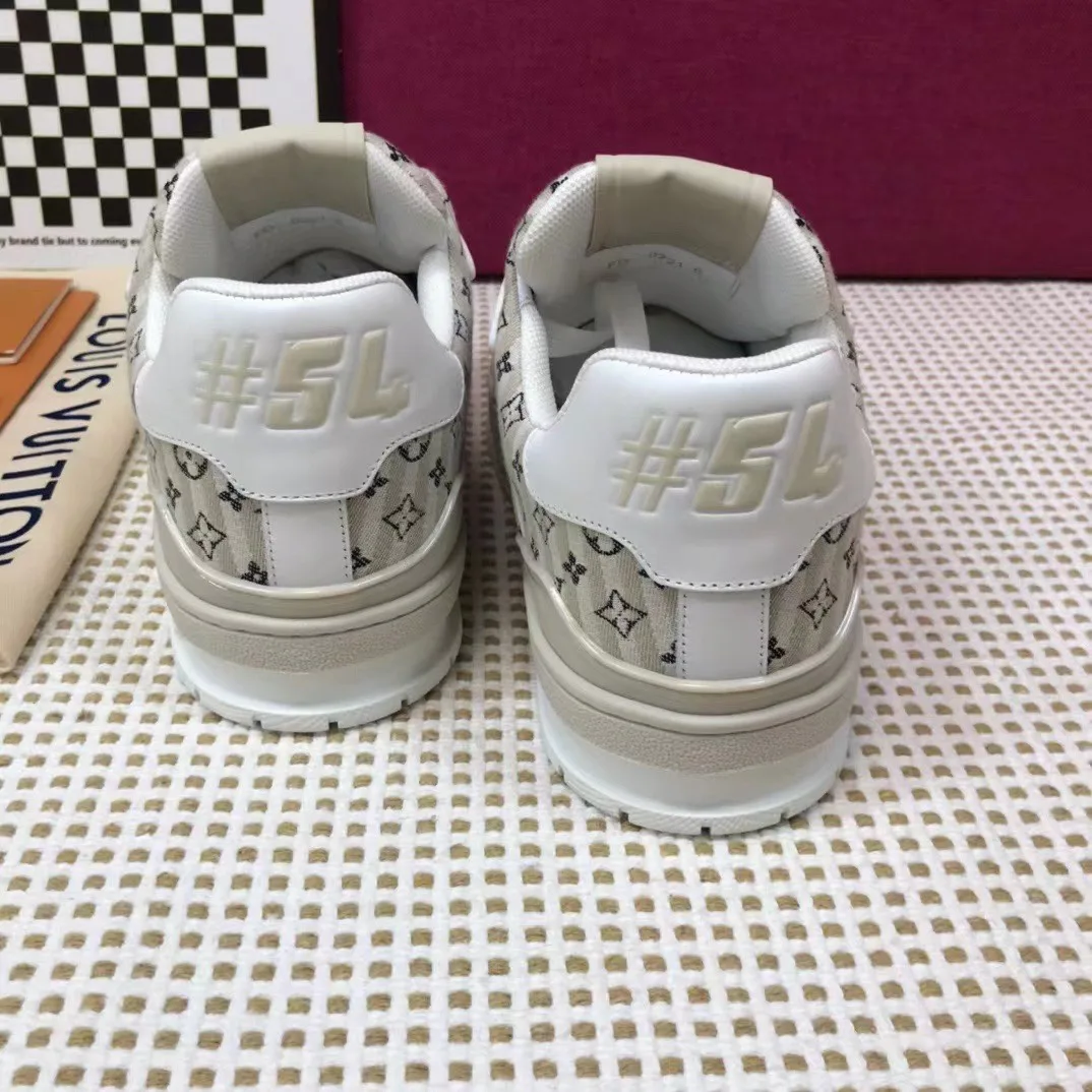 Кроссовки Женские Louis Vuitton 1974753