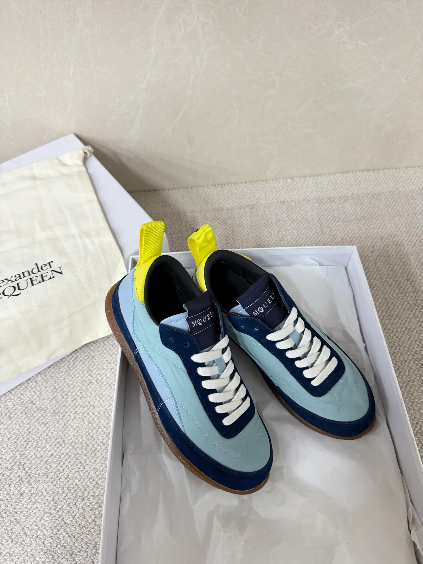 Кроссовки Женские Alexander Mcqueen 5076985