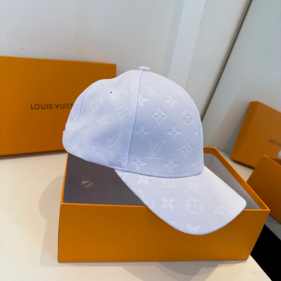 Головные Уборы Louis Vuitton 11416651