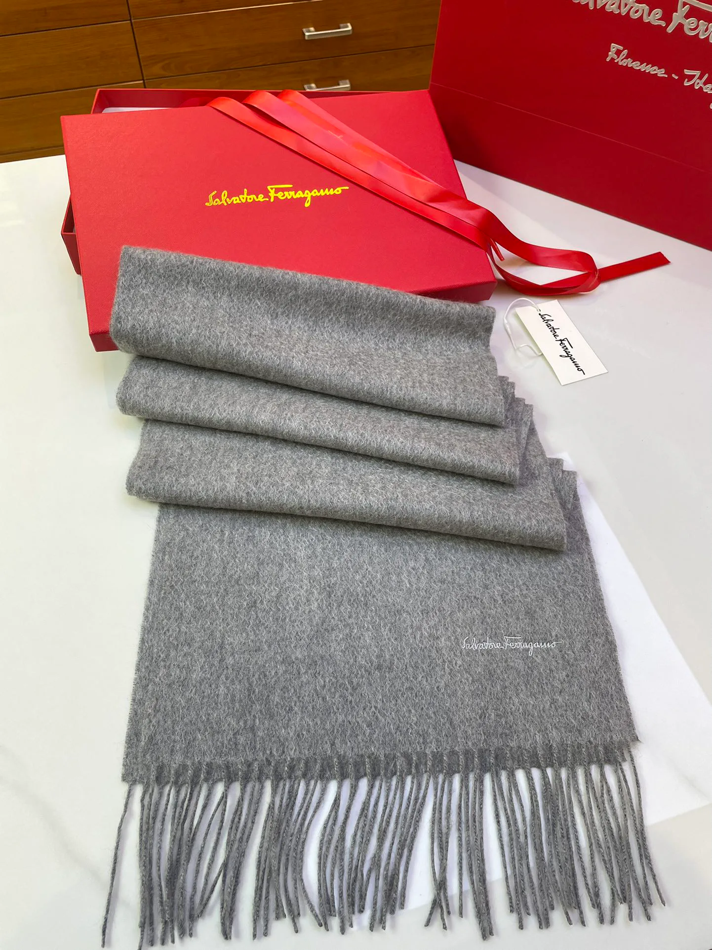 Шарфы Salvatore Ferragamo 76791