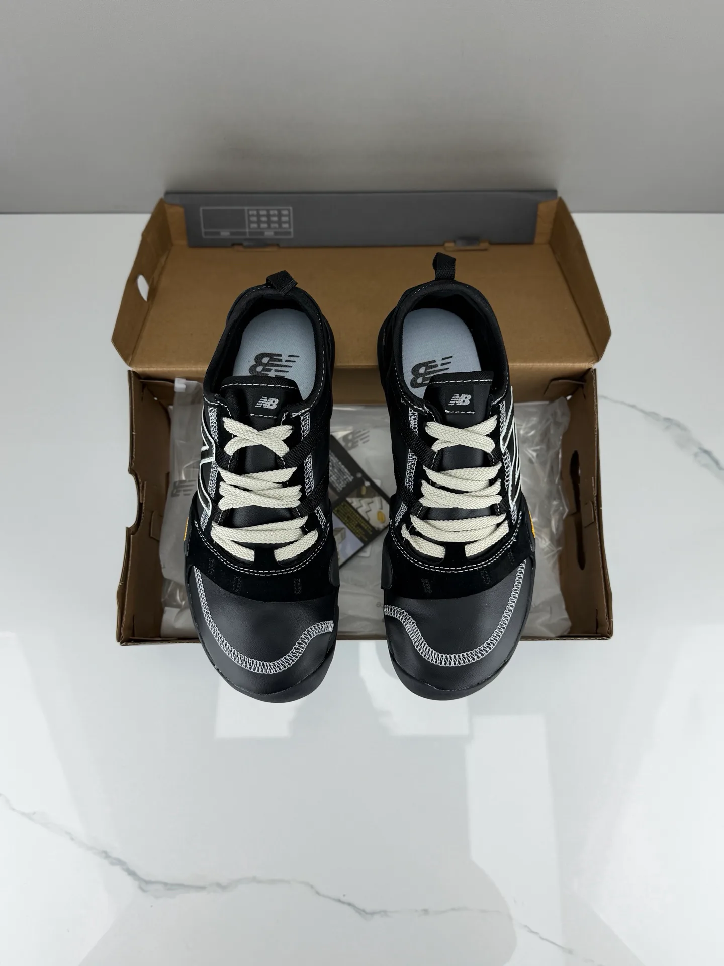 Кроссовки Женские New Balance 17957578