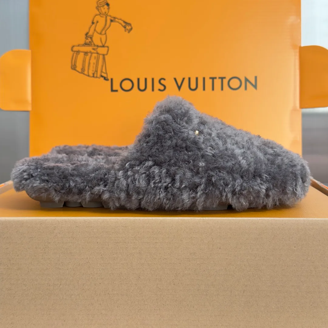 Тапочки Женские Louis Vuitton 19598080