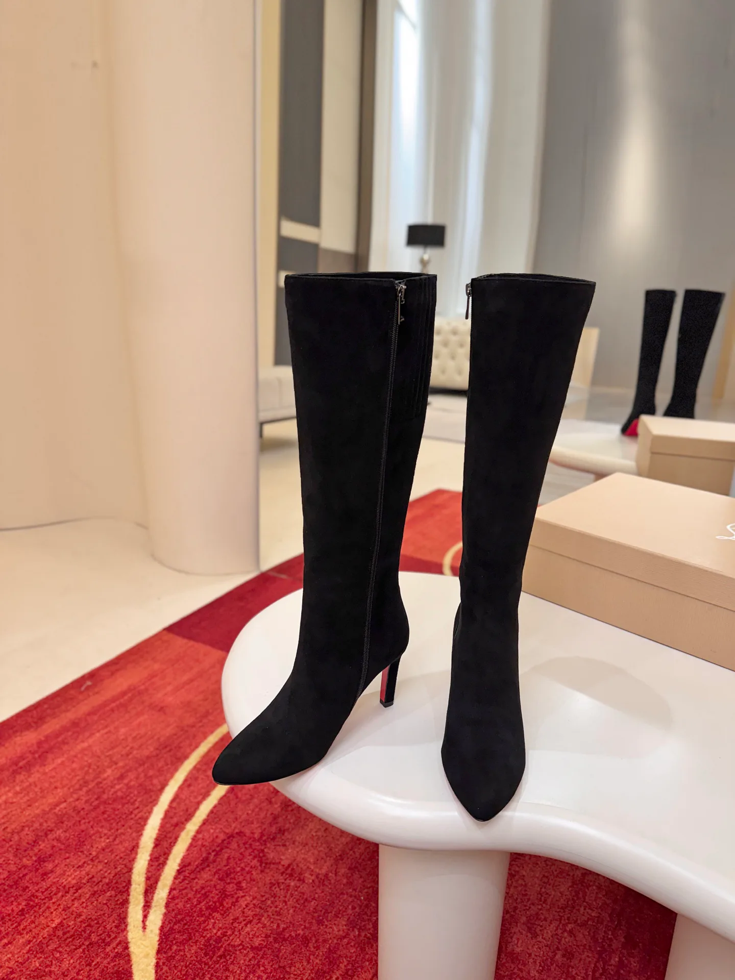 Сапоги Женские Christian Louboutin 19570921