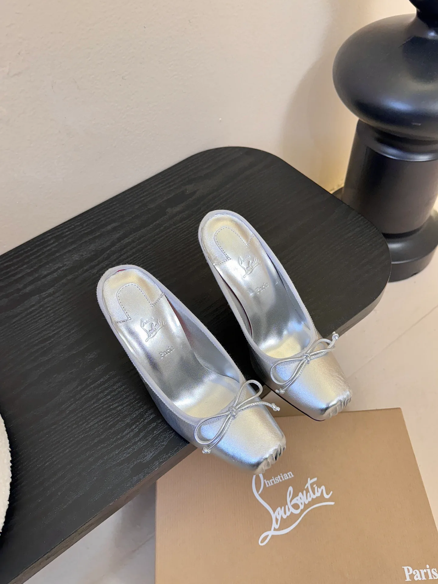 Туфли Женские Christian Louboutin 3495972