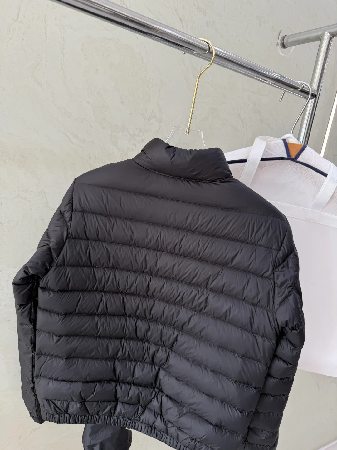 Куртки И Пуховики Женские Moncler 19636254
