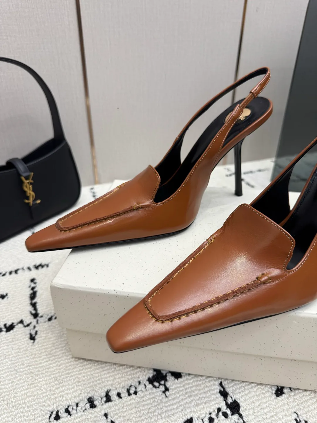 Туфли Женские Saint Laurent 18237762