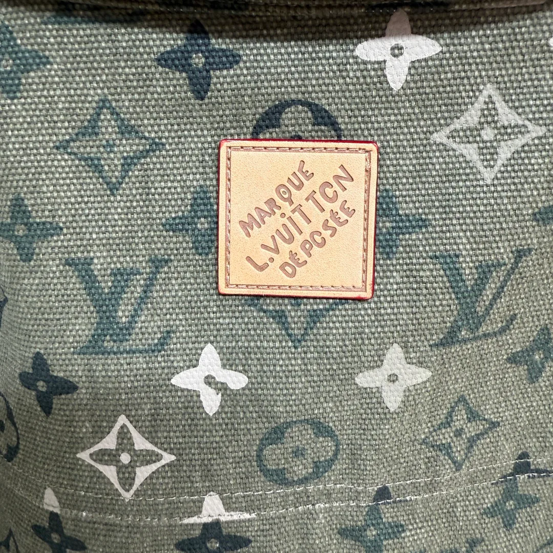 Куртки И Пуховики Мужские Louis Vuitton 917484