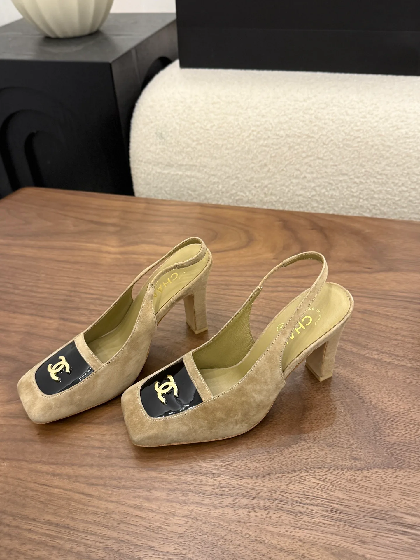 Туфли Женские Chanel 19583446