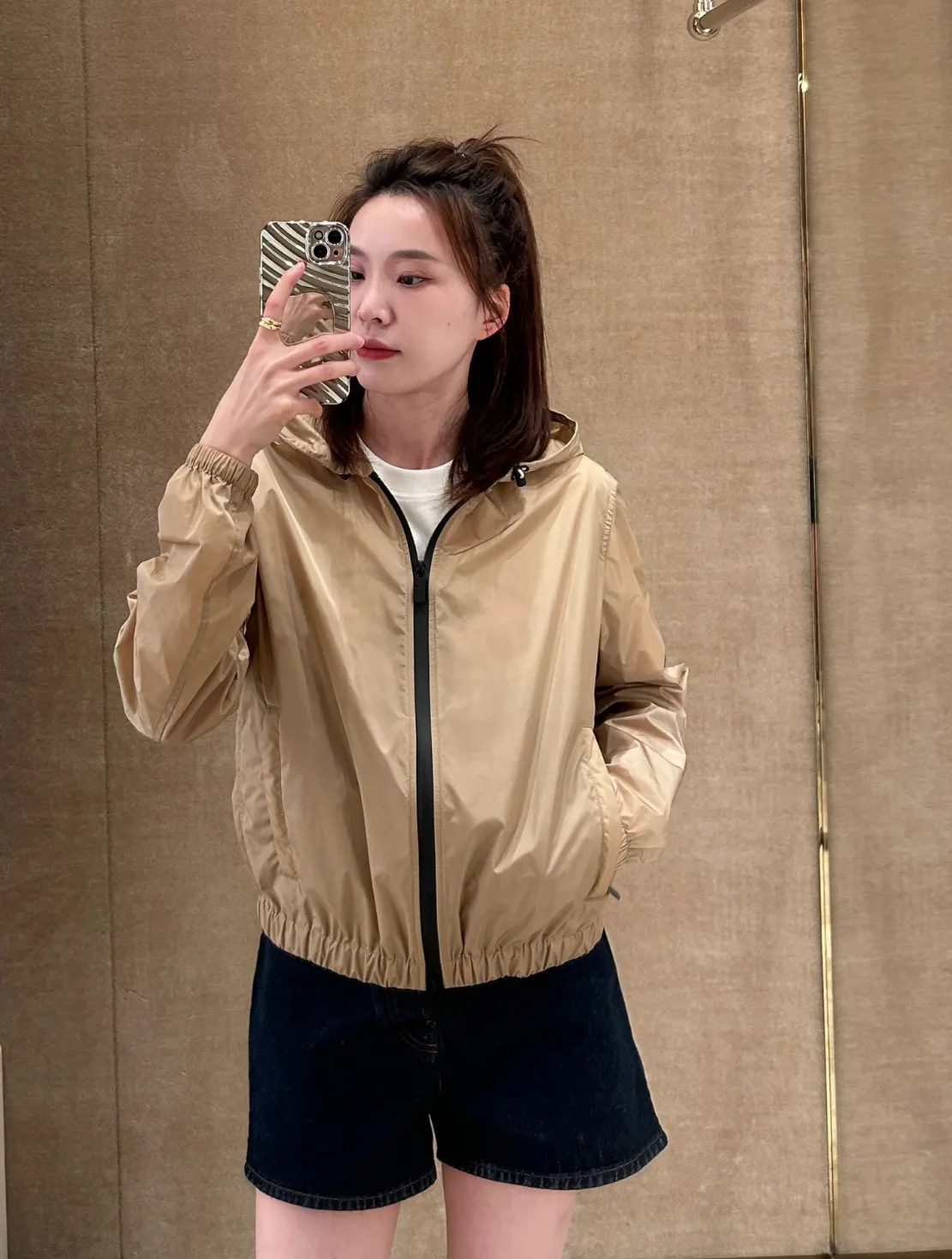 Куртки И Пуховики Женские Burberry 11224928
