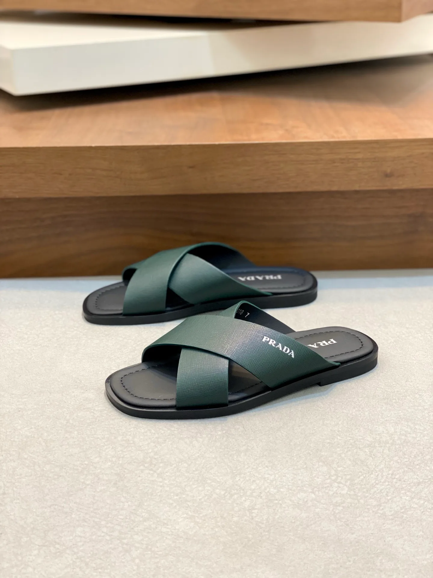 Шлепанцы Мужские Prada 27604