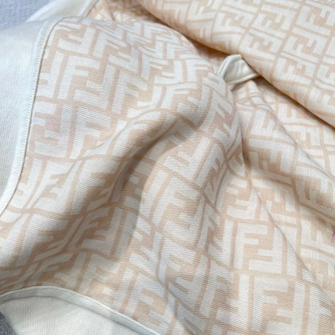 Пальто Женские Fendi 1669417