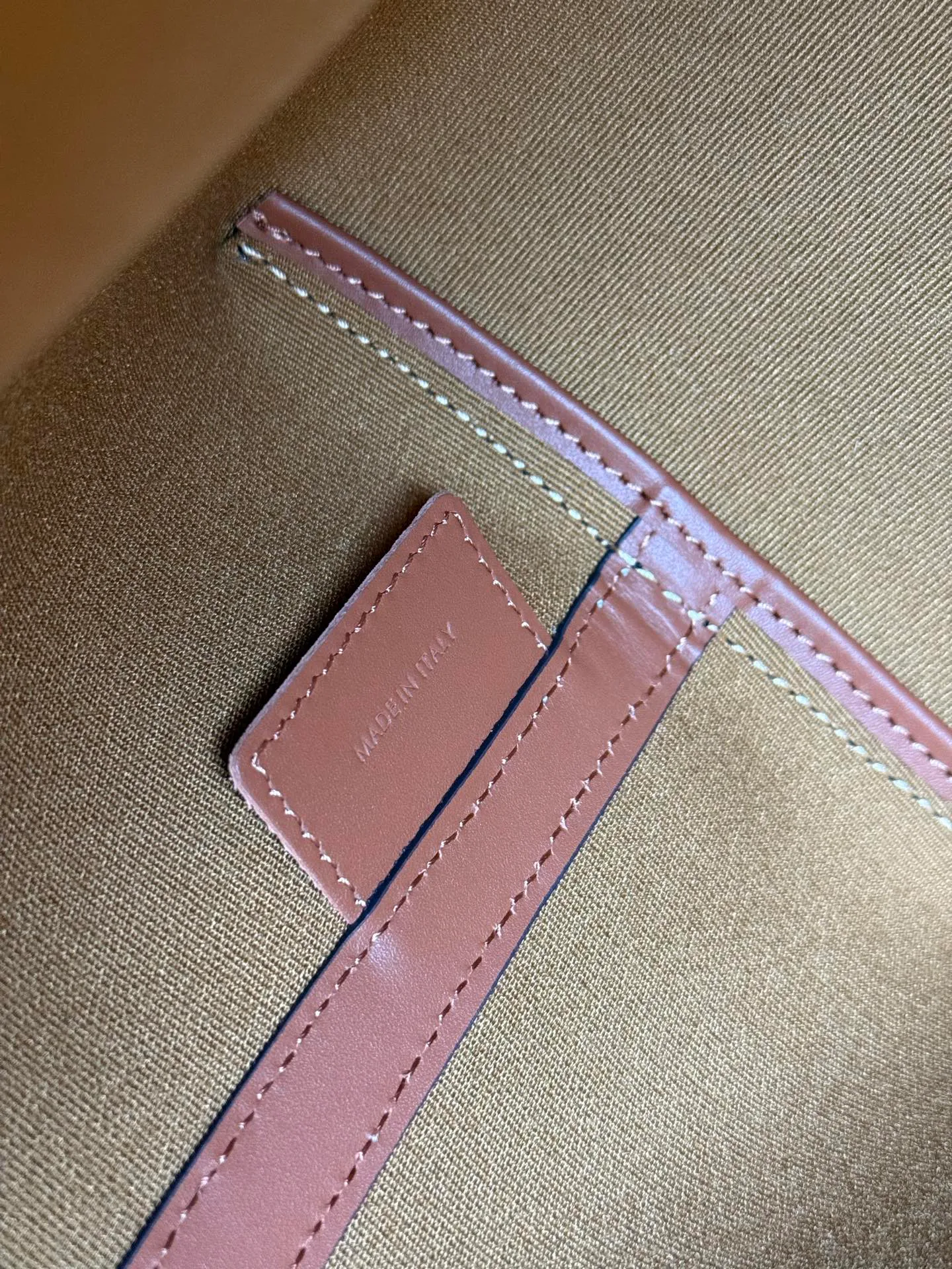 Классические Сумки Женские Celine 12604662