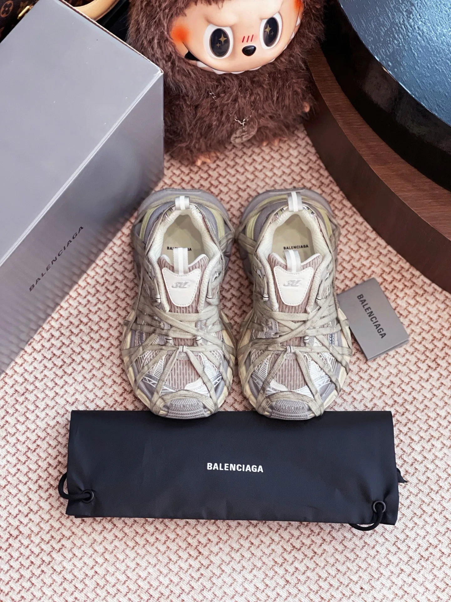 Кроссовки Женские Balenciaga 10247863