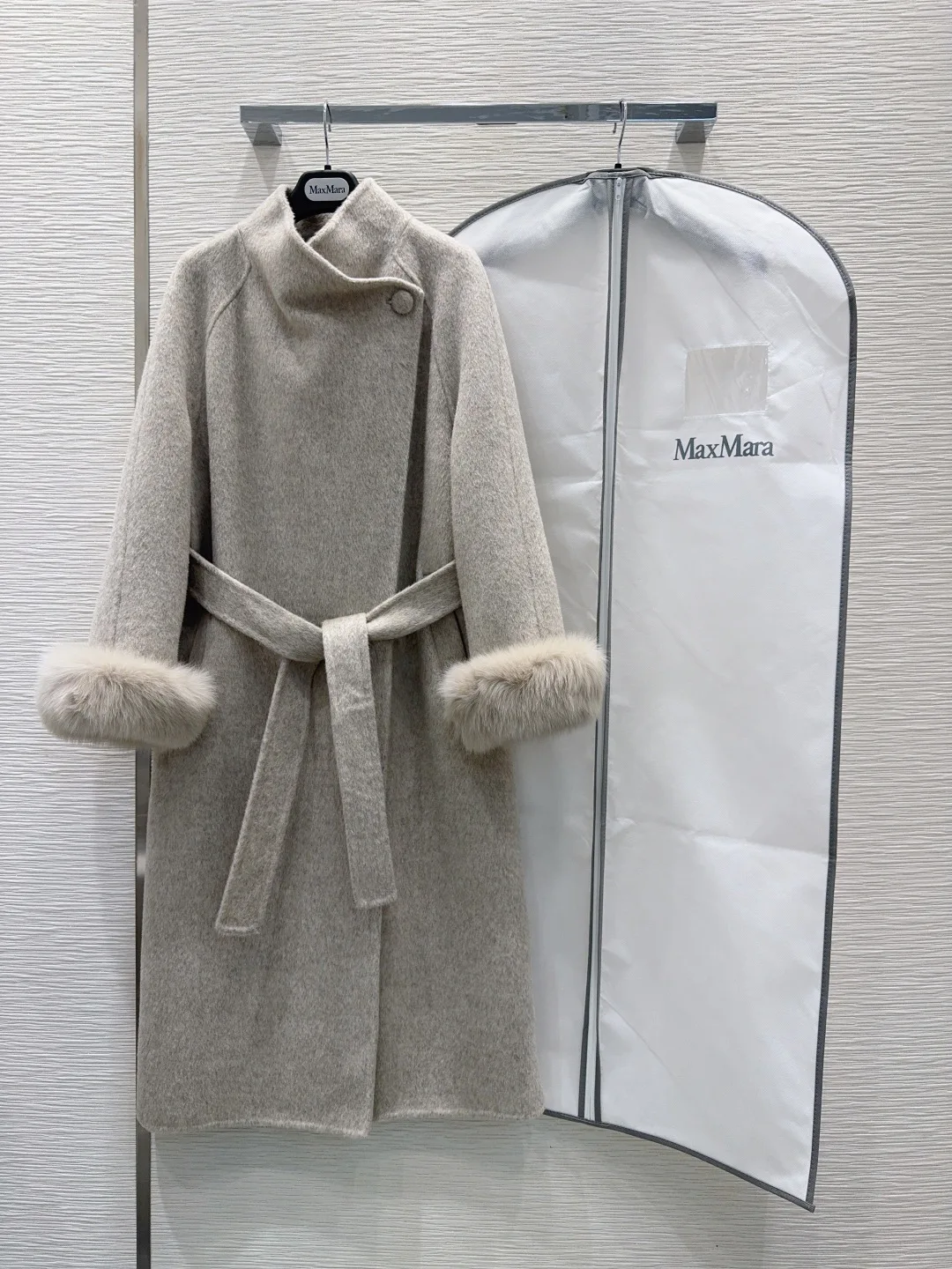 Пальто Женские Max Mara 18456305