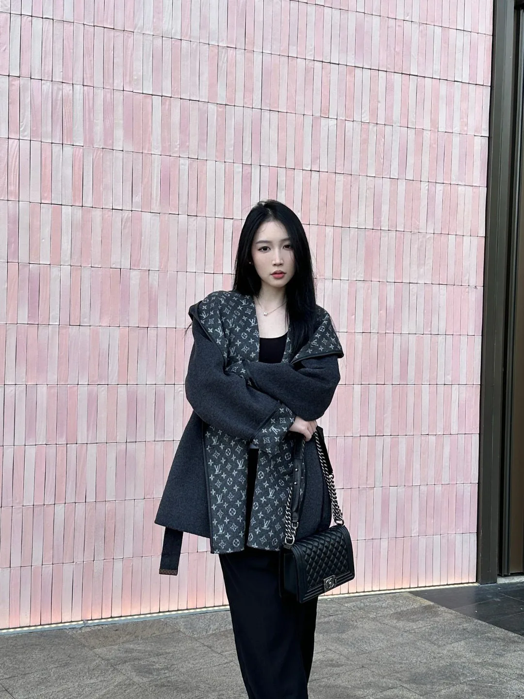 Пальто Женские Louis Vuitton 3532944