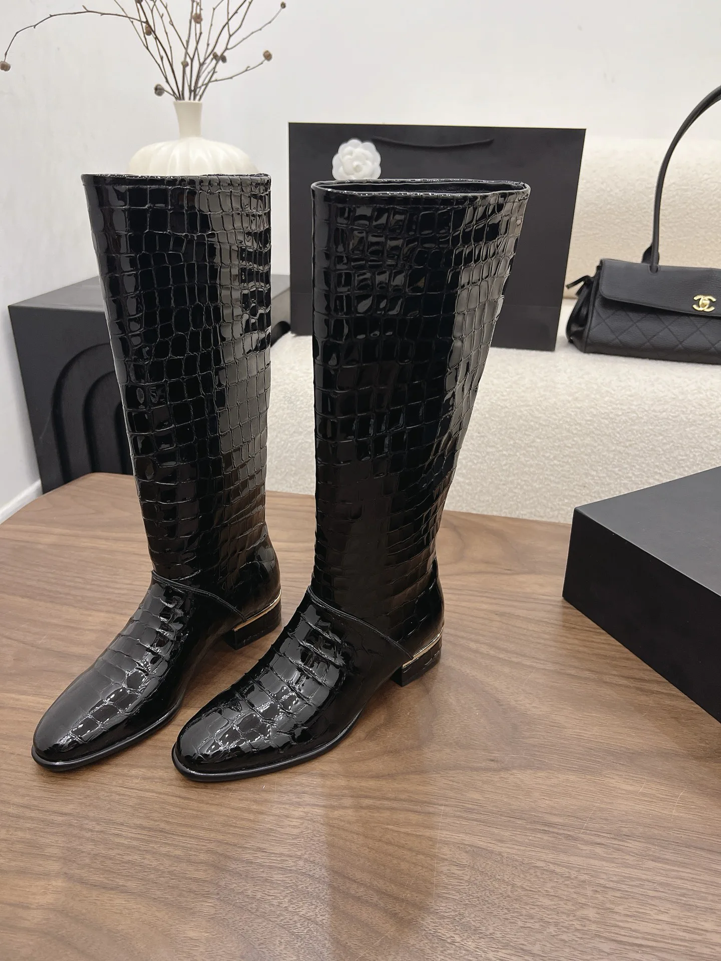 Сапоги Женские Chanel 17302928