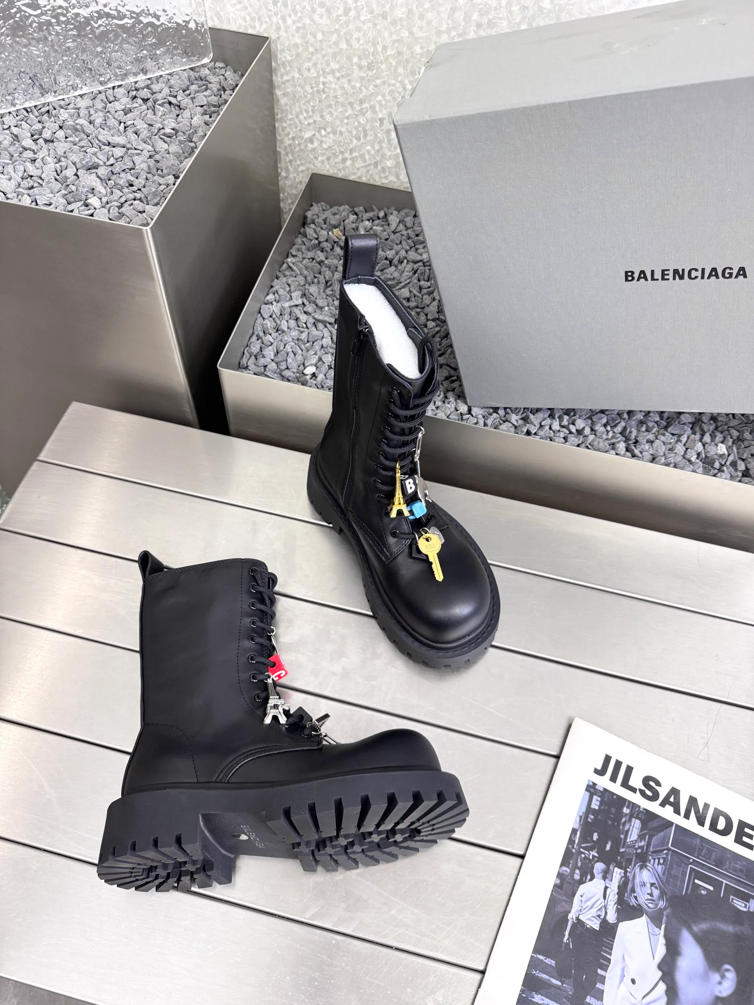 Ботинки Женские Balenciaga 17912876