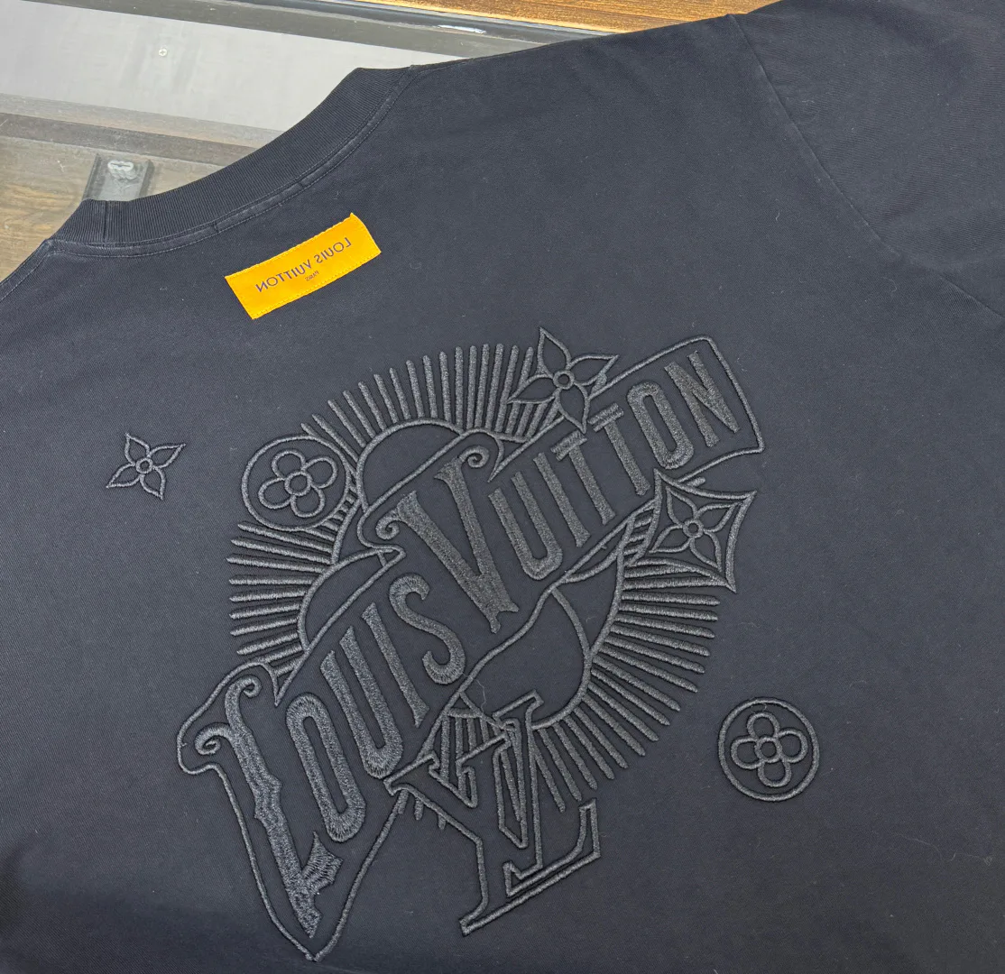 Футболки Женские Louis Vuitton 10438888
