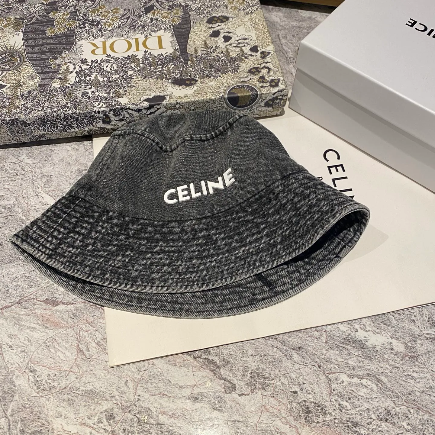 Головные Уборы Celine 17031