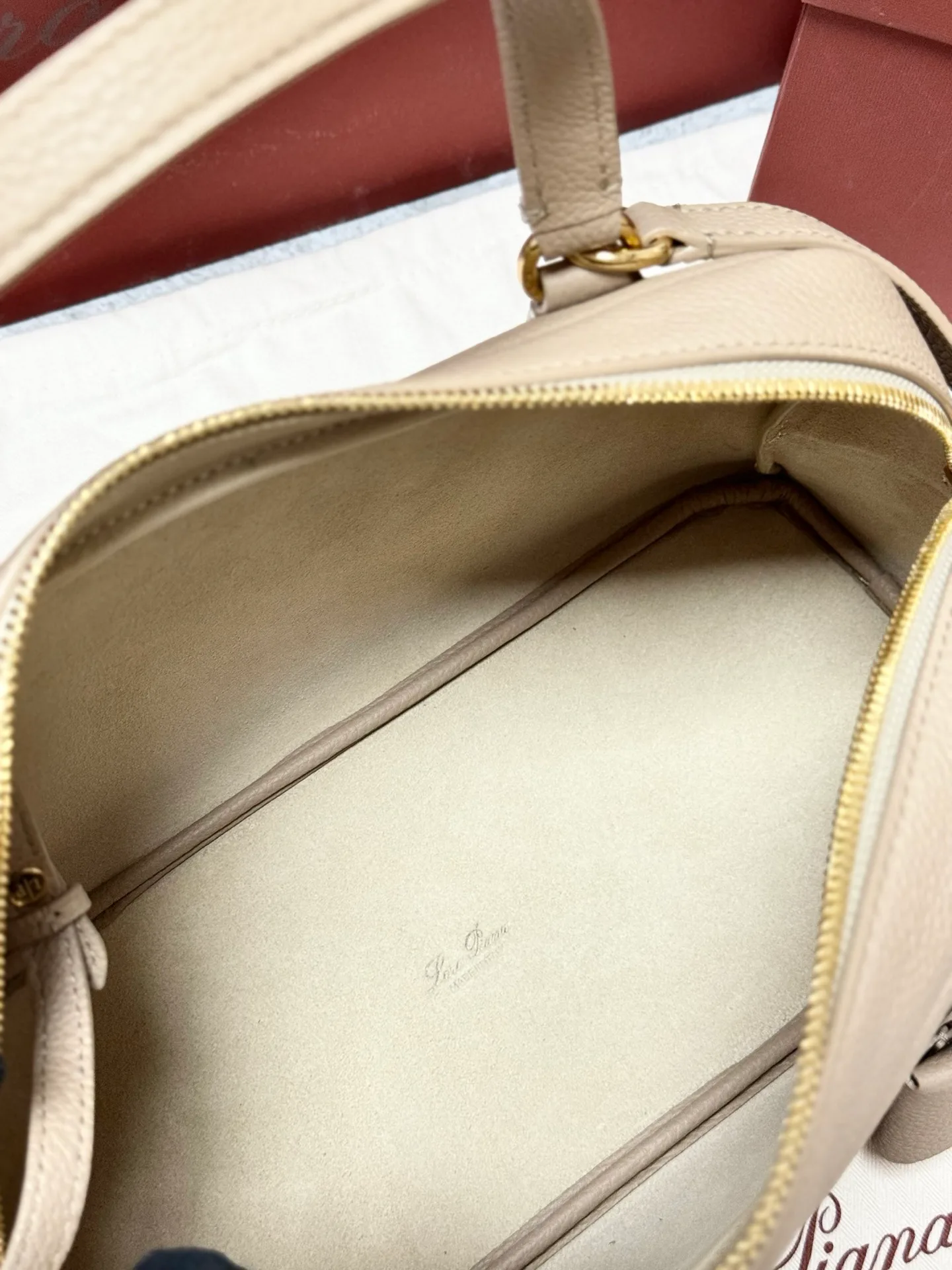 Классические Сумки Женские Loro Piana 11472679