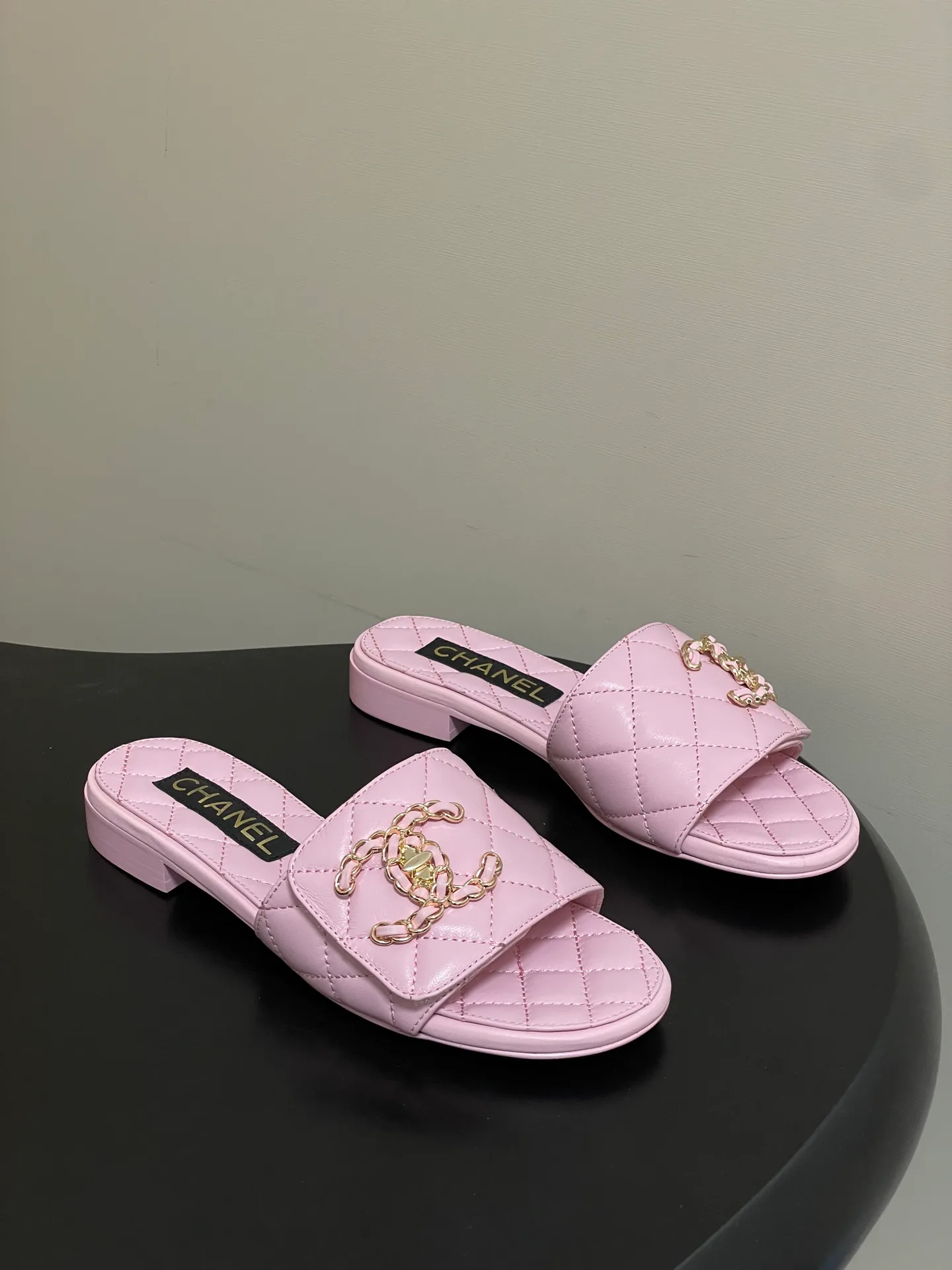 Босоножки Женские Chanel 10993844