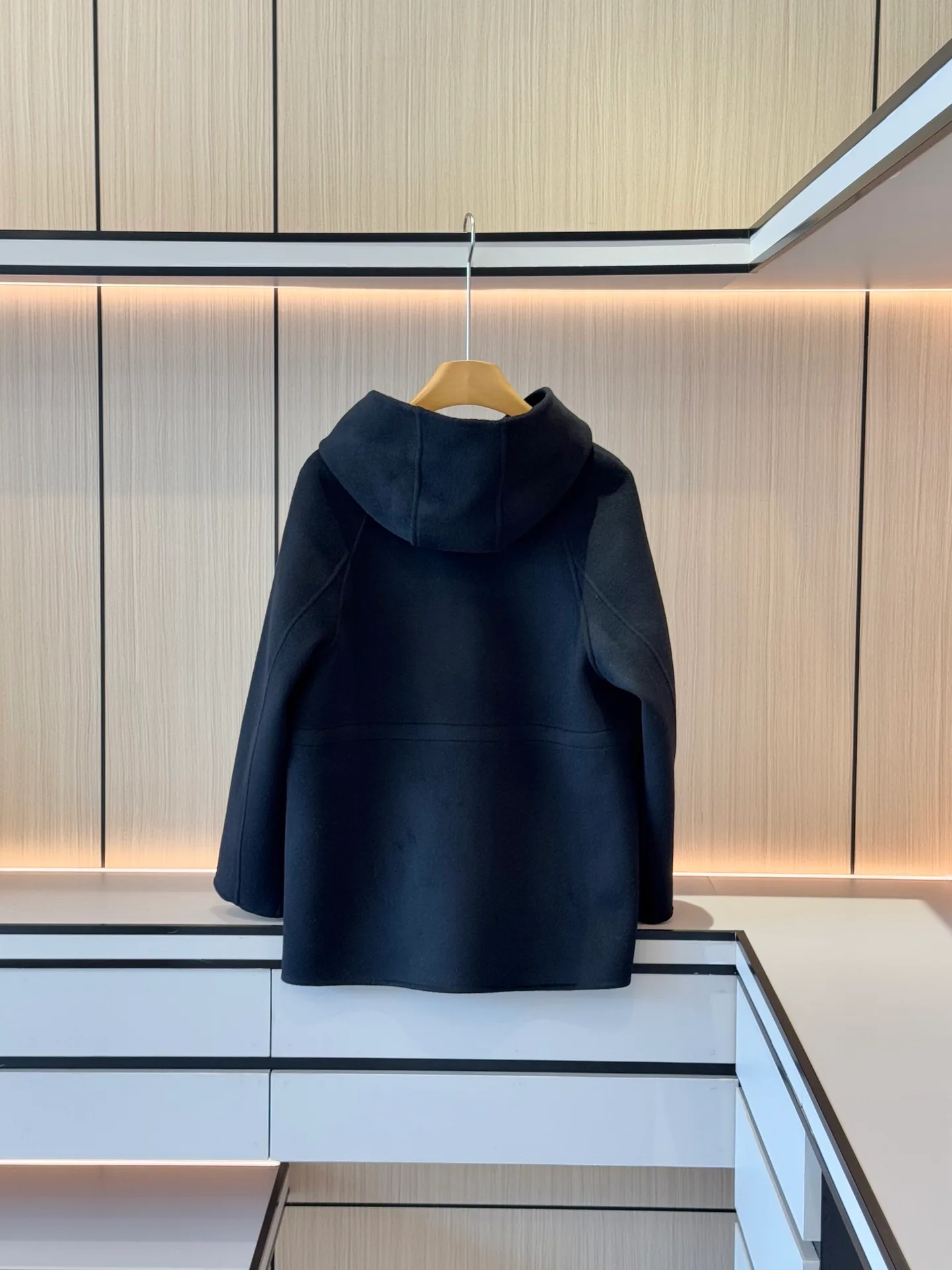 Пальто Женские Fendi 19180619
