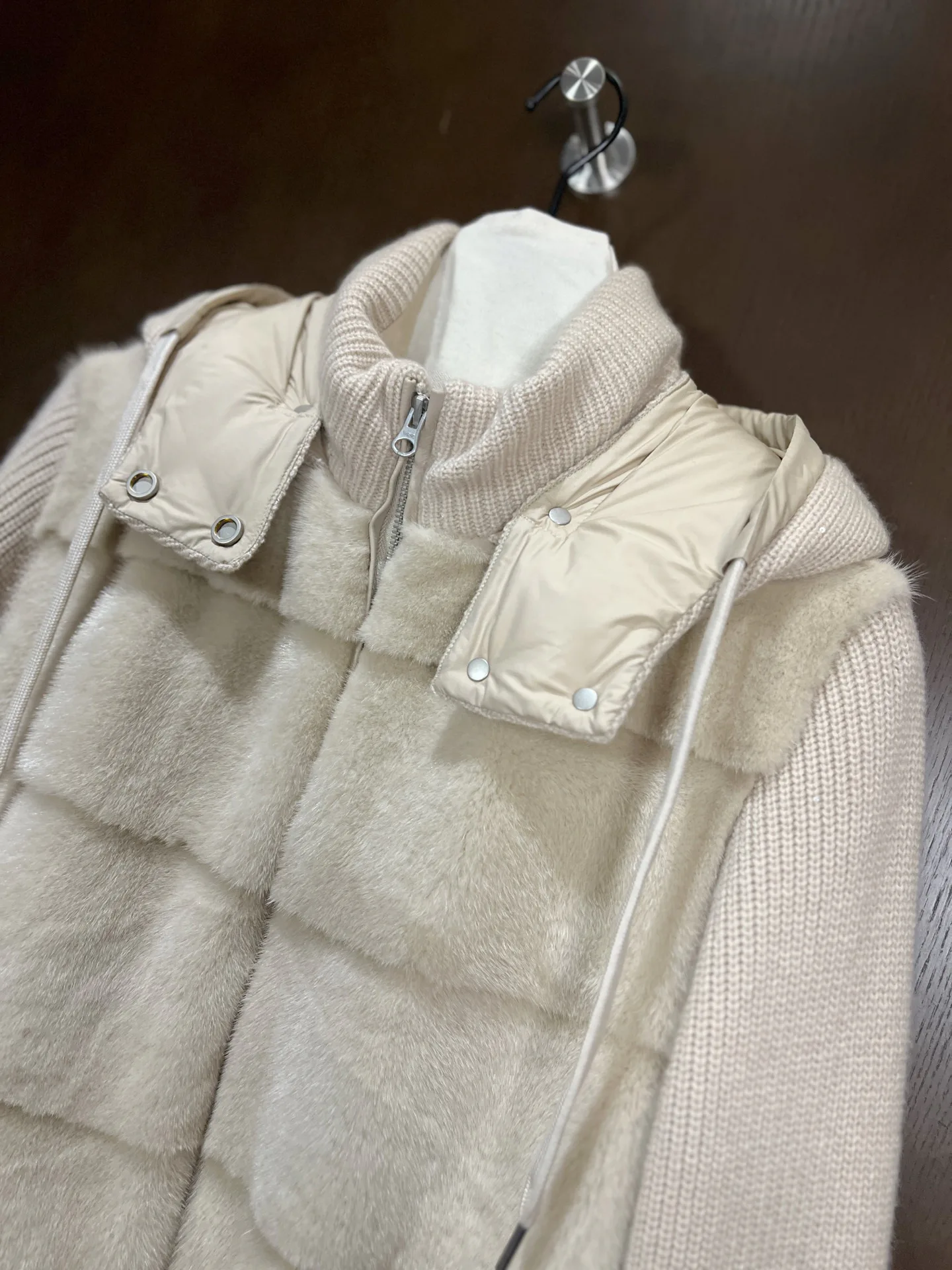 Куртки И Пуховики Женские Loro Piana 18198801