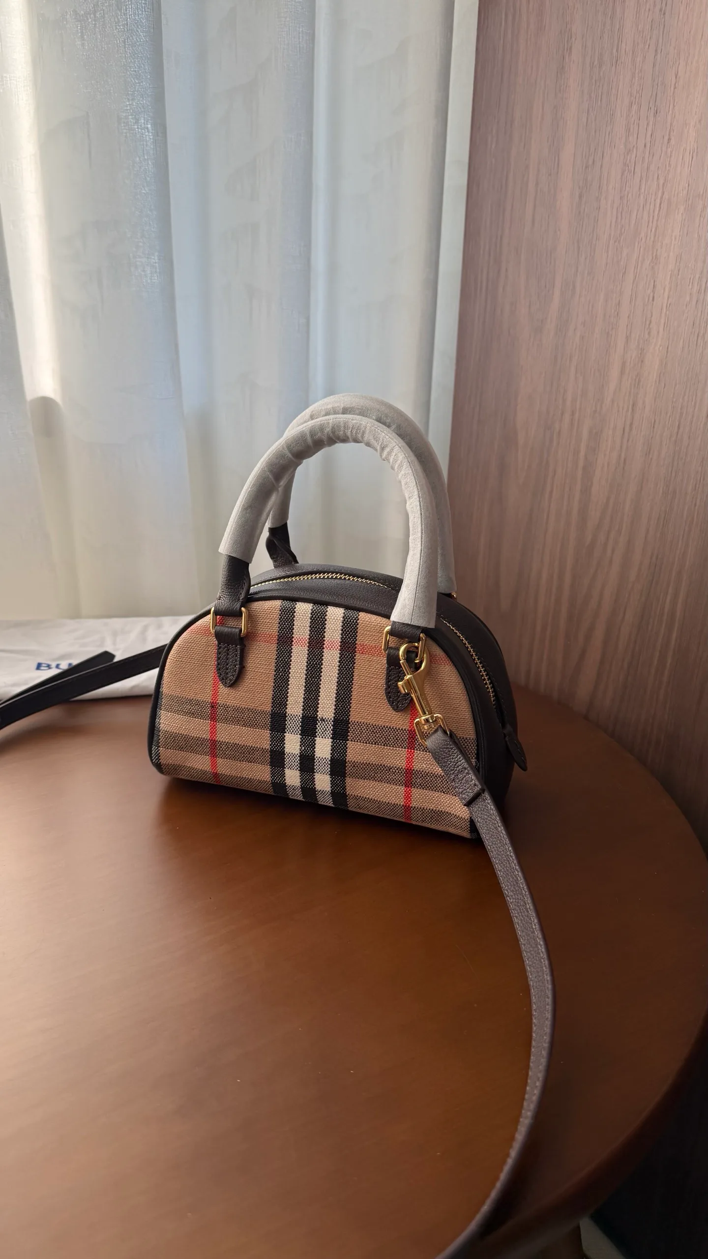 Классические Сумки Женские Burberry 11707208