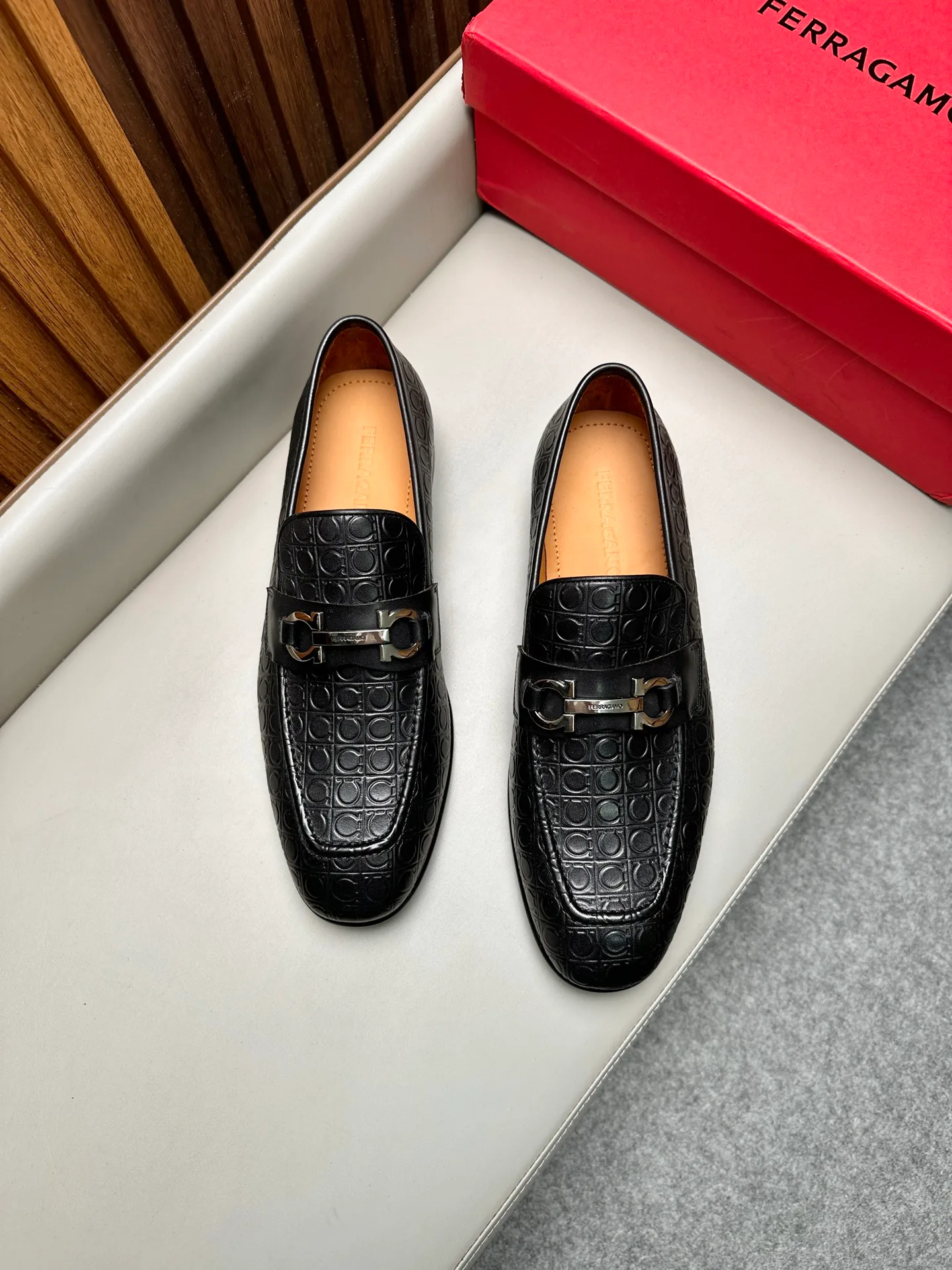 Лоферы И Туфли Мужские Salvatore Ferragamo 17470842
