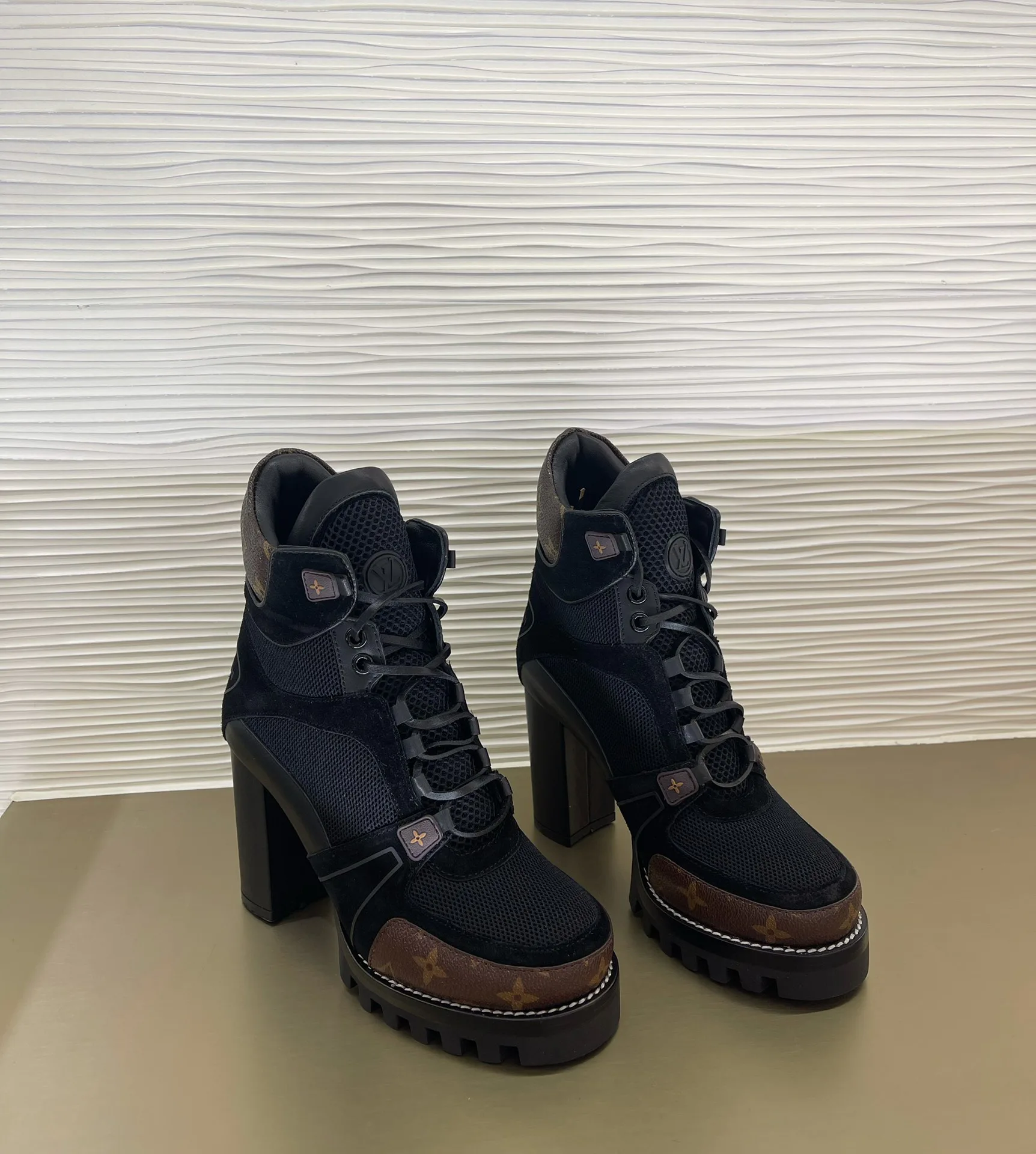 Ботинки Женские Louis Vuitton 19711781