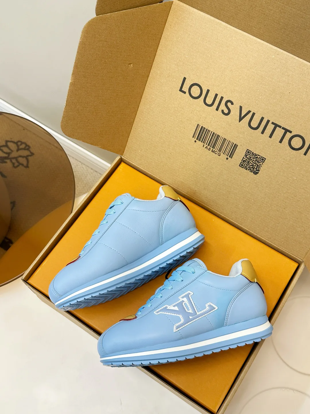 Кроссовки Женские Louis Vuitton 11594927