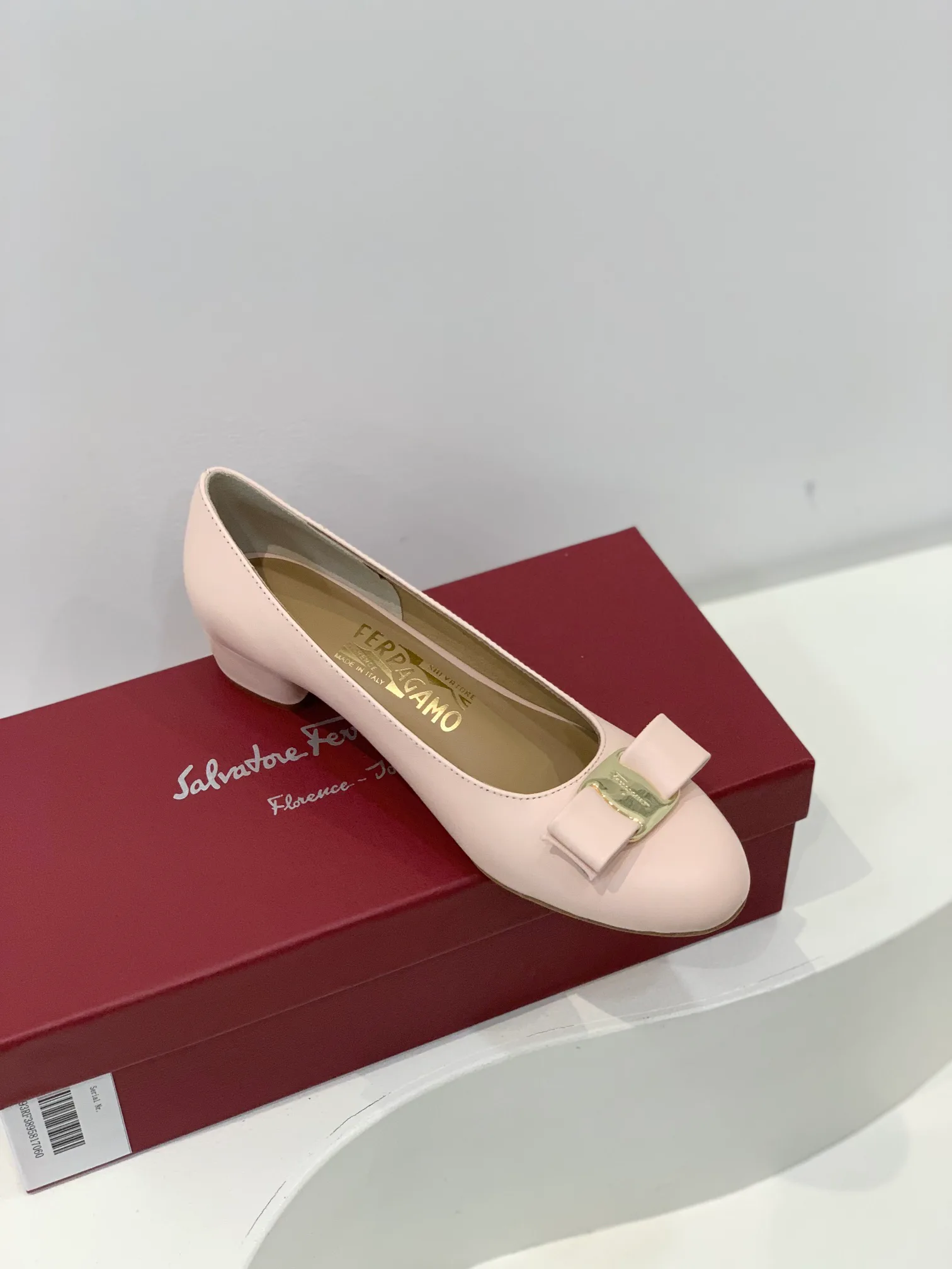 Туфли Женские Salvatore Ferragamo 20025
