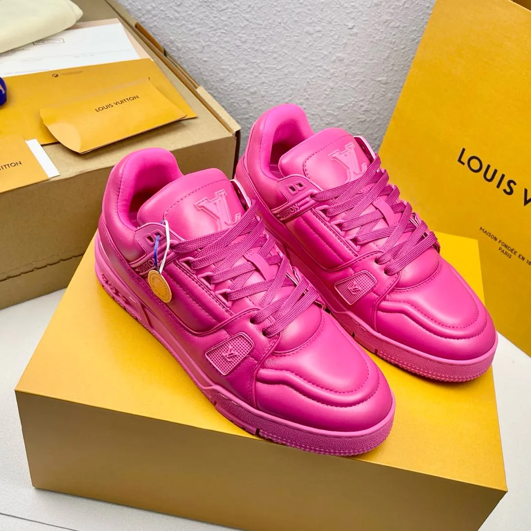 Кроссовки Женские Louis Vuitton 2679356