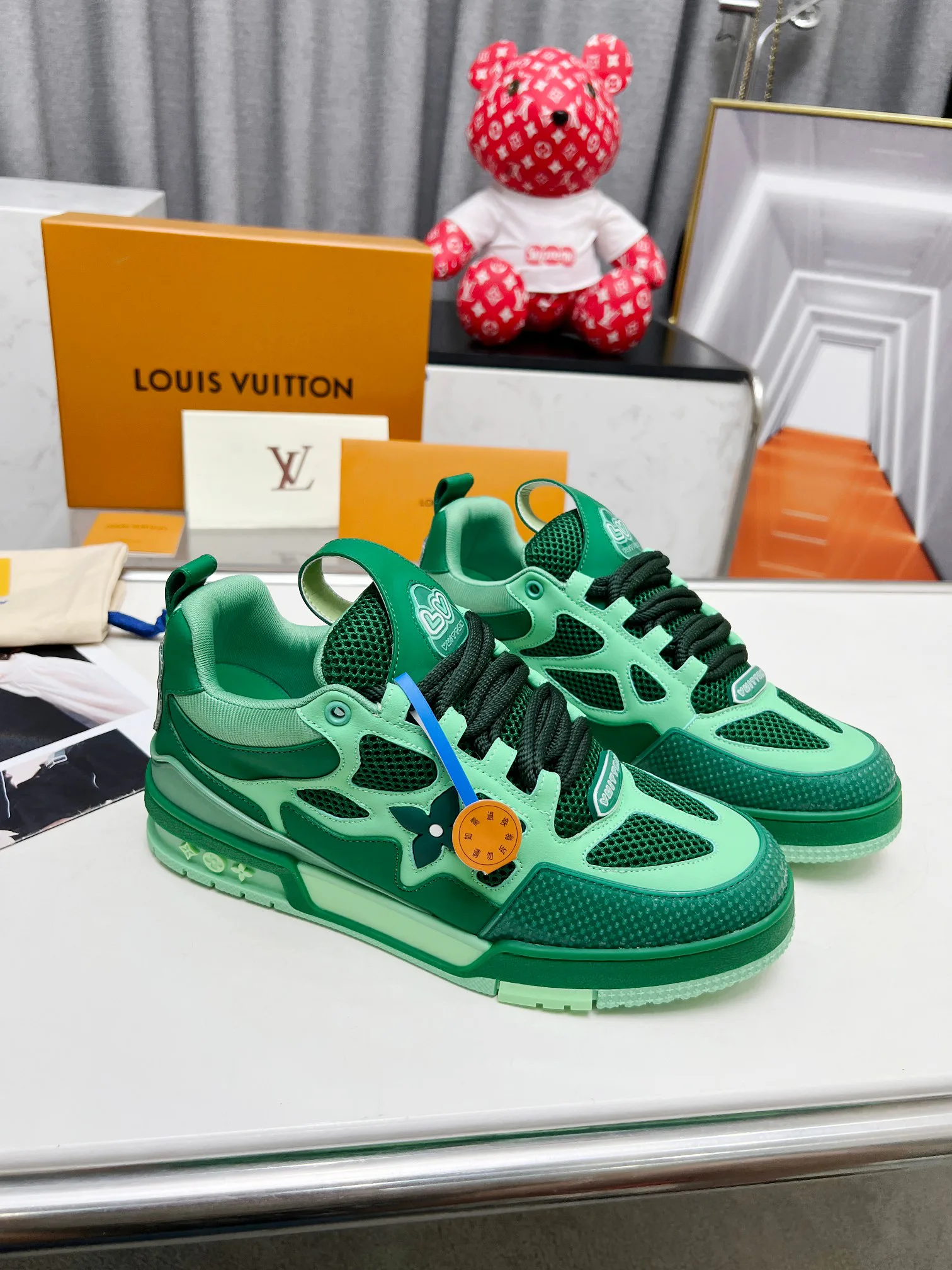 Кроссовки Женские Louis Vuitton 11250512