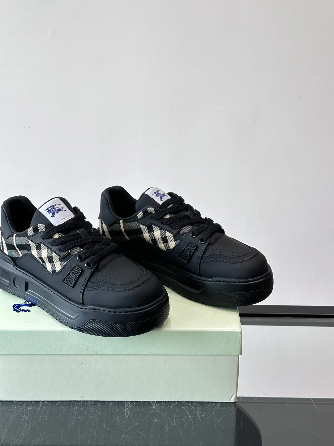 Кроссовки Мужские Burberry 10822704