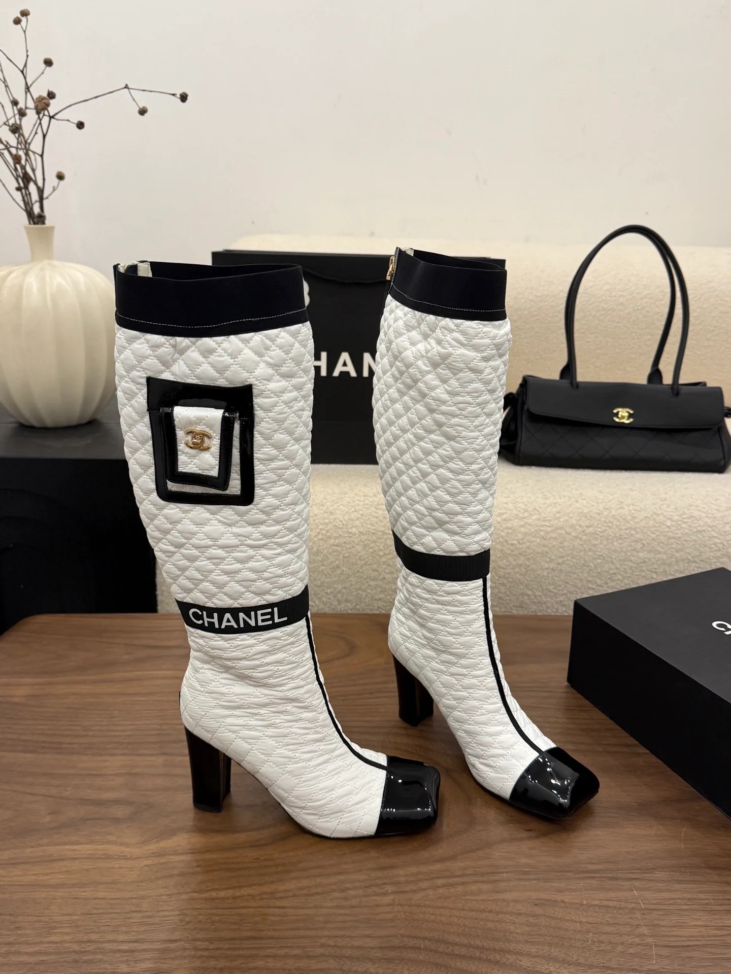 Сапоги Женские Chanel 19583597