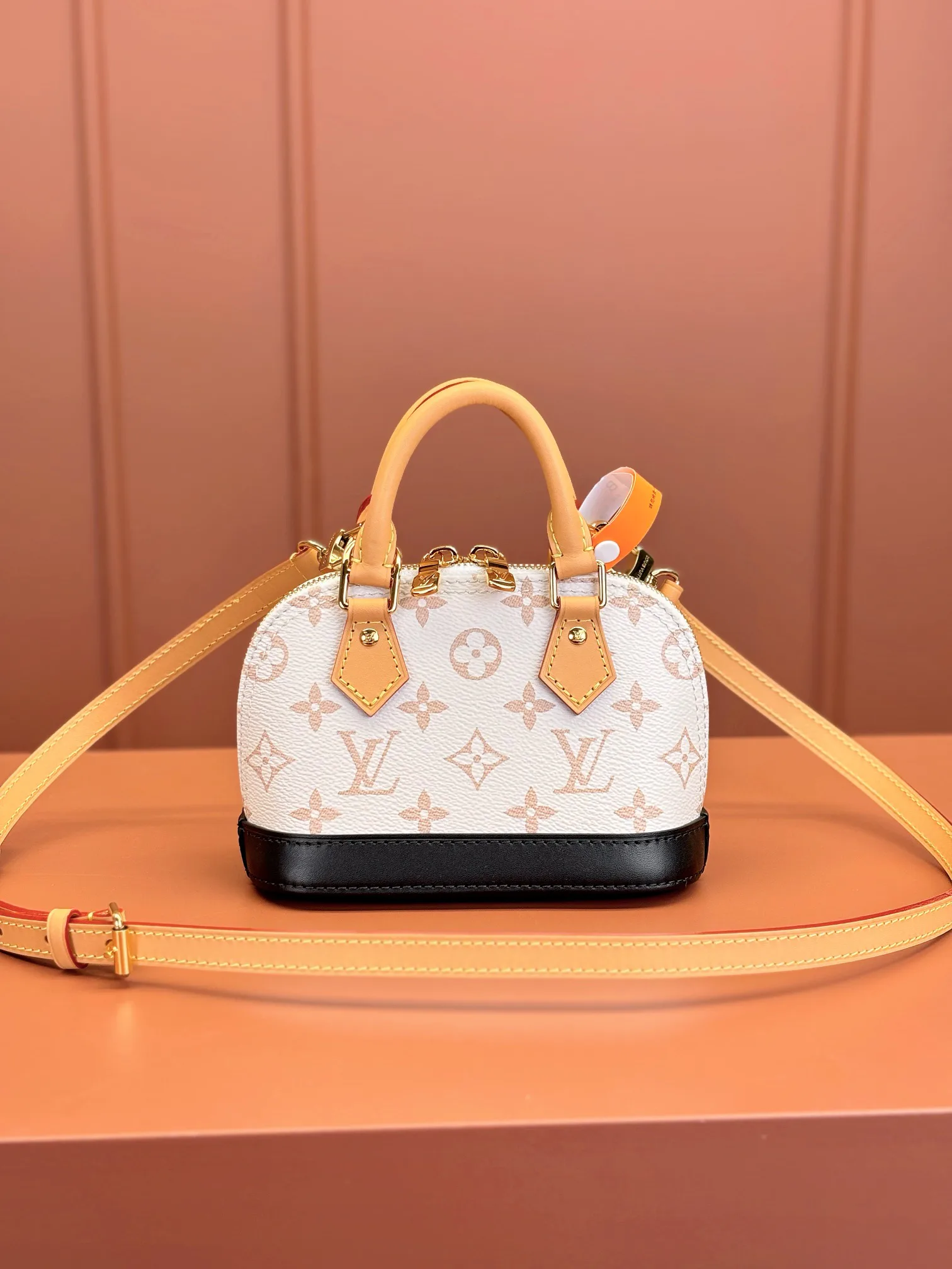 Классические Сумки Женские Louis Vuitton 12622374