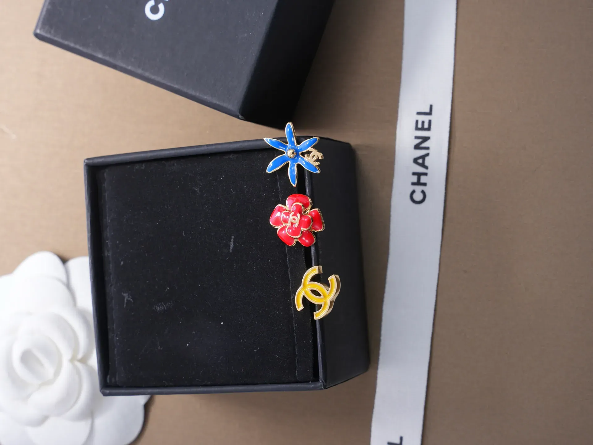 Бижутерия Chanel 5444537
