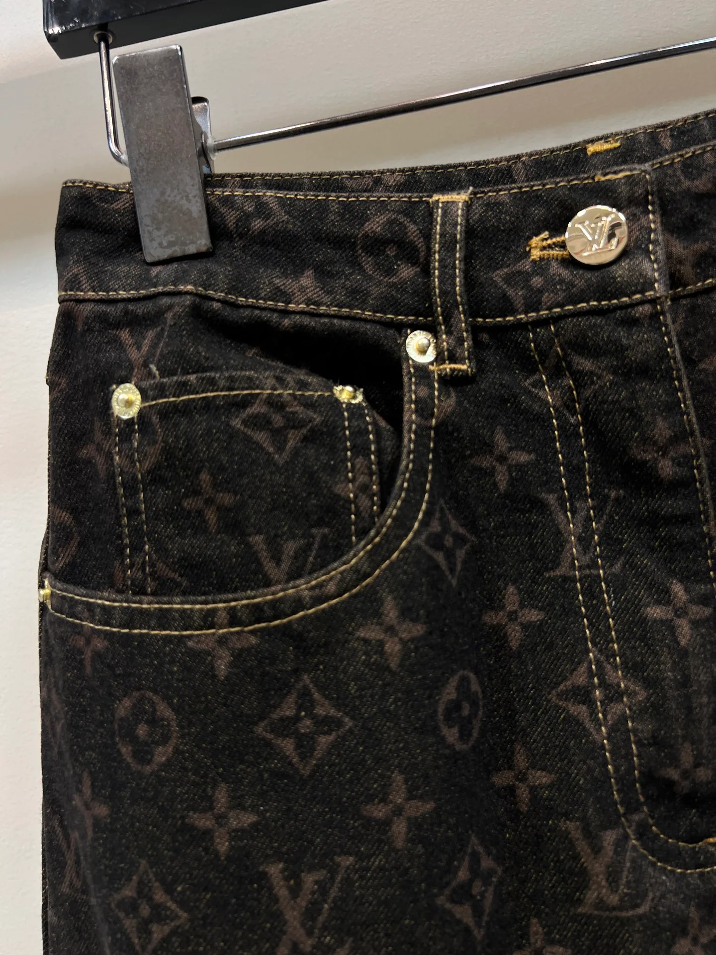 Джинсы Женские Louis Vuitton 19222839