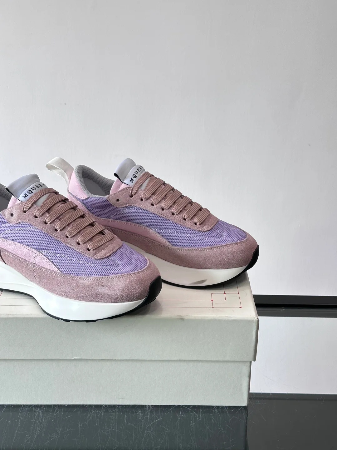 Кроссовки Женские Alexander Mcqueen 11228463