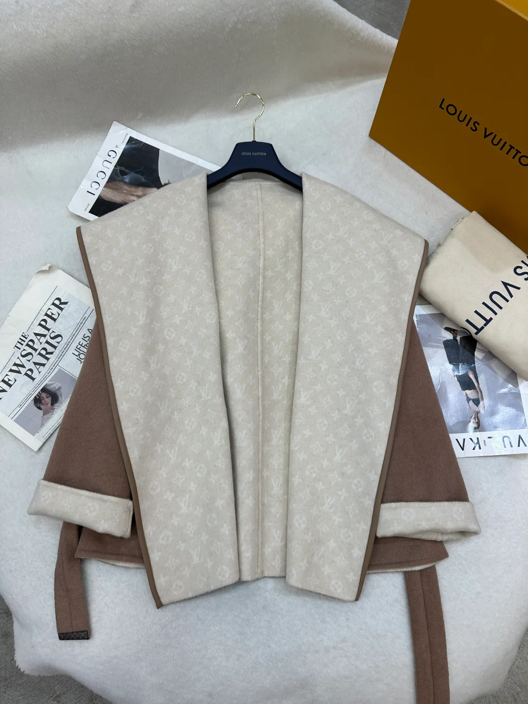 Пальто Женские Louis Vuitton 1856648