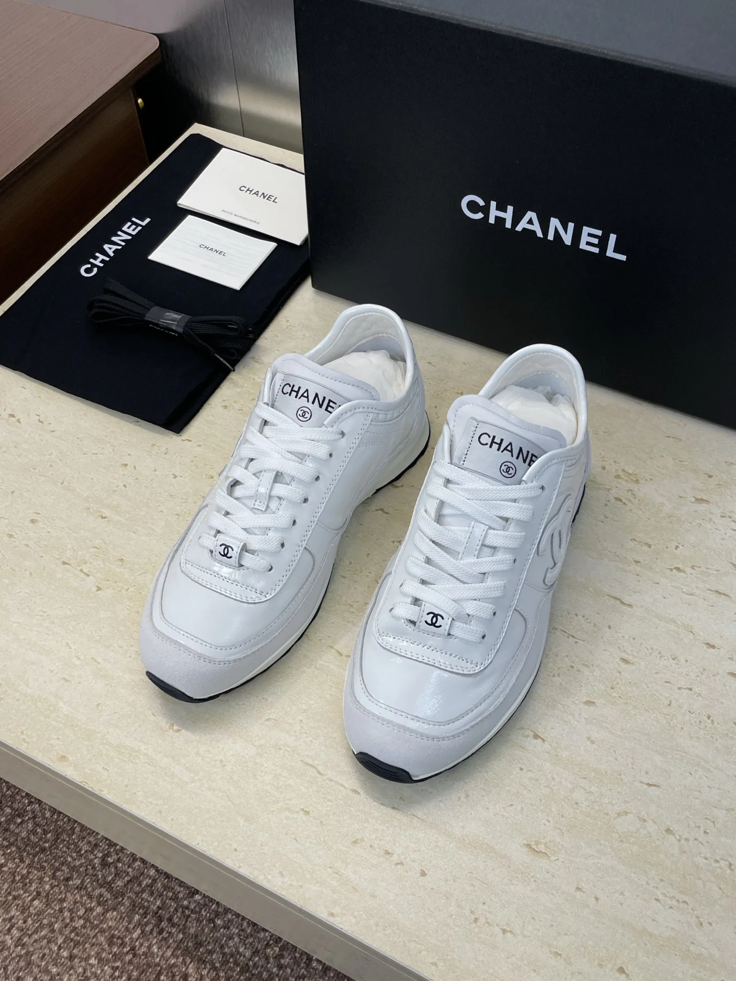 Кроссовки Женские Chanel 11498292